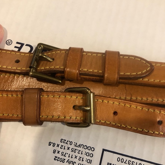 LOUIS VUITTON Vachetta Replacement Shoulder Strap with Clips and Shoulder Pad - Picture 7 of 16